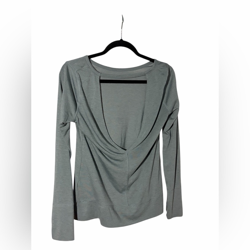 GAP Gray Long Sleeve Women's Top